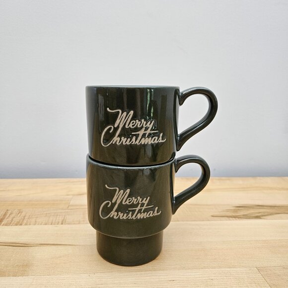 LOT of 4 ~ Hearth & Hand Magnolia Christmas Stoneware Mugs  LOT of 4 ~ Hearth & Hand Magnolia Christmas Stoneware Mugs Merry Garland 14oz